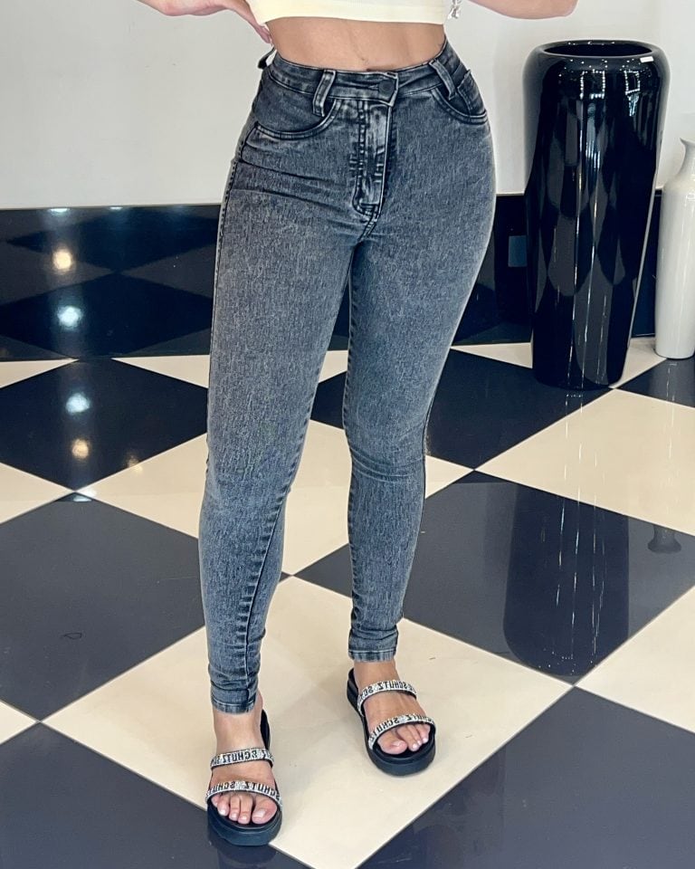 calça estonada preta sal e pimenta (cópia) calça estonada preta sal e pimenta (cópia)