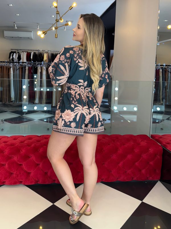 macaquinho yanka estampa coqueiros macaquinho yanka estampa coqueiros