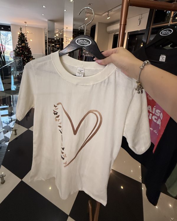 camiseta t shirt california branca (cópia) camiseta t shirt california branca (cópia)